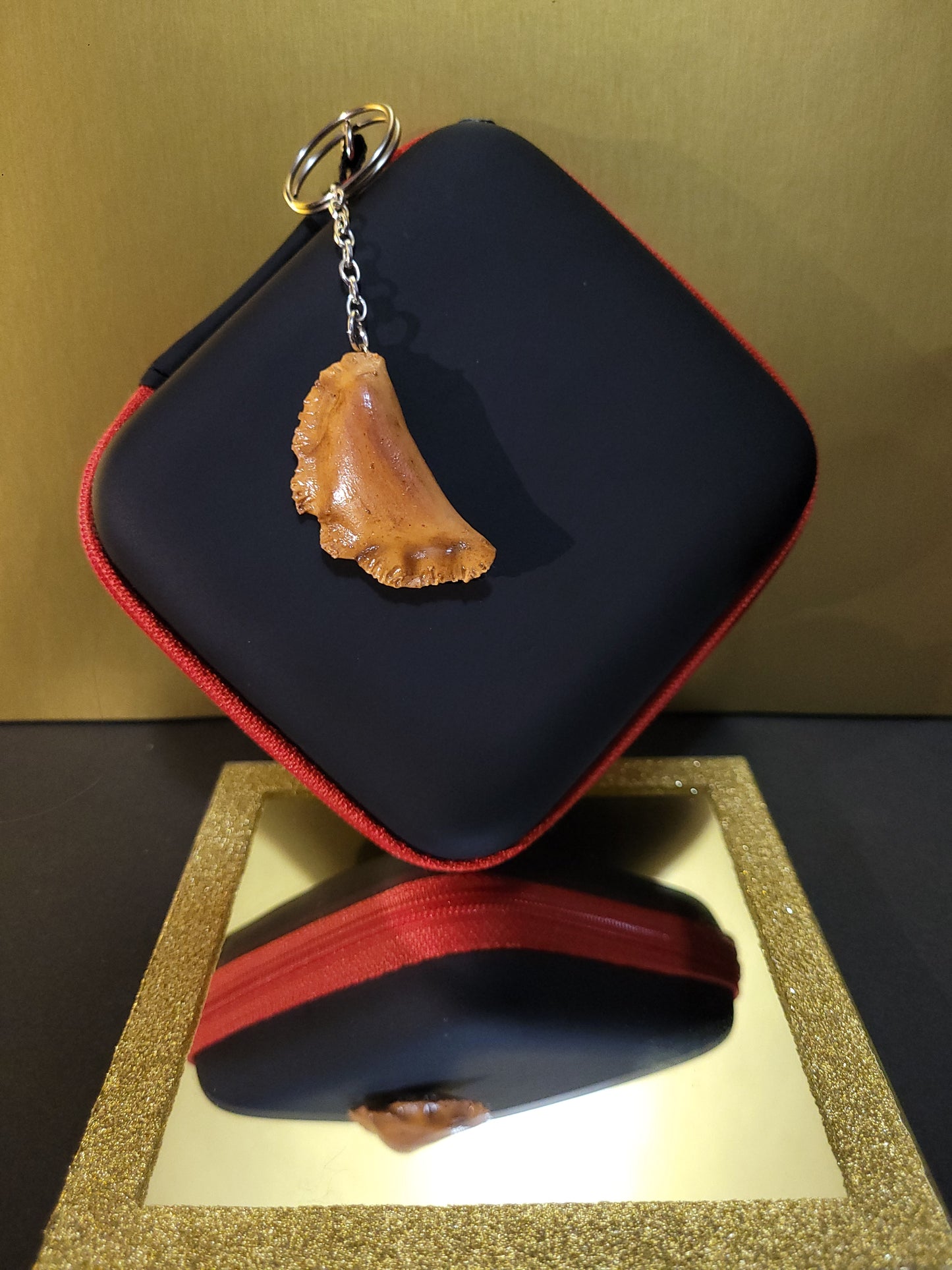 Pate Kode keychain Small