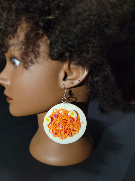 Espageti ak hot dog earrings