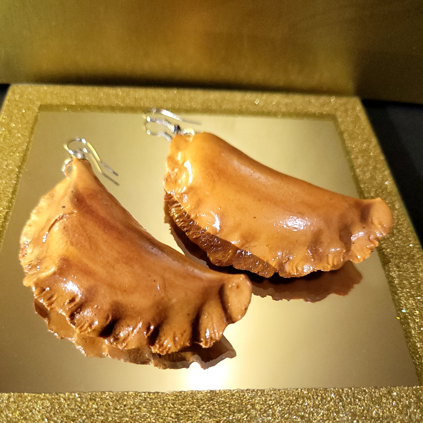 Pate Kode/Fried Patty Earrings Medium