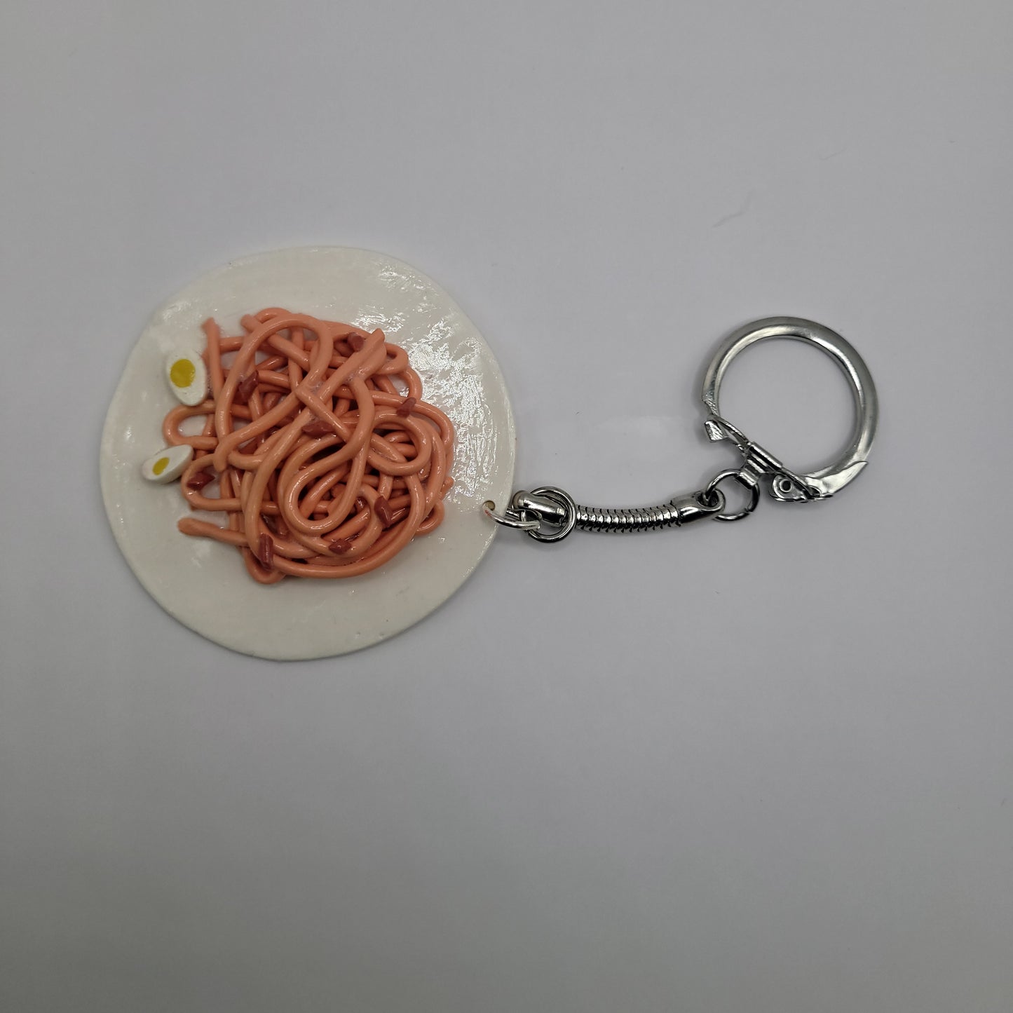 Espageti ak woldog (Spaghetti and hot dogs) Keychain